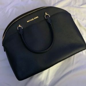 Michael kors black purse